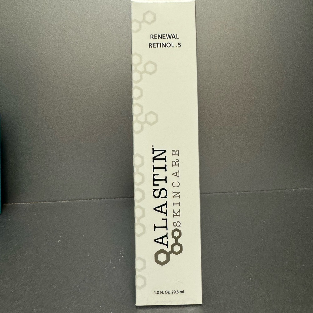 COPY - Alastin Renewal Retinol 0.5%